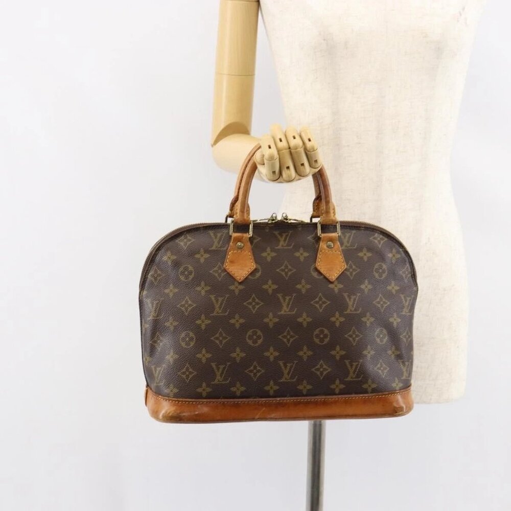 LOUIS VUITTON Monogram Alma Hand Bag